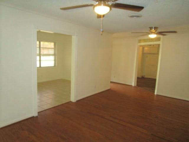 Building Photo - 1210 McDonald Dr