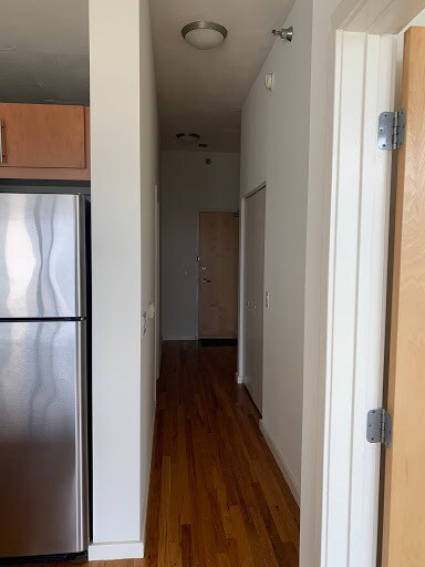 kitchen hallway - 1620 S Michigan Ave