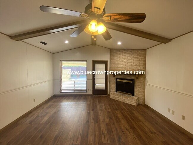 Foto del edificio - 1237 Mill Valley Dr