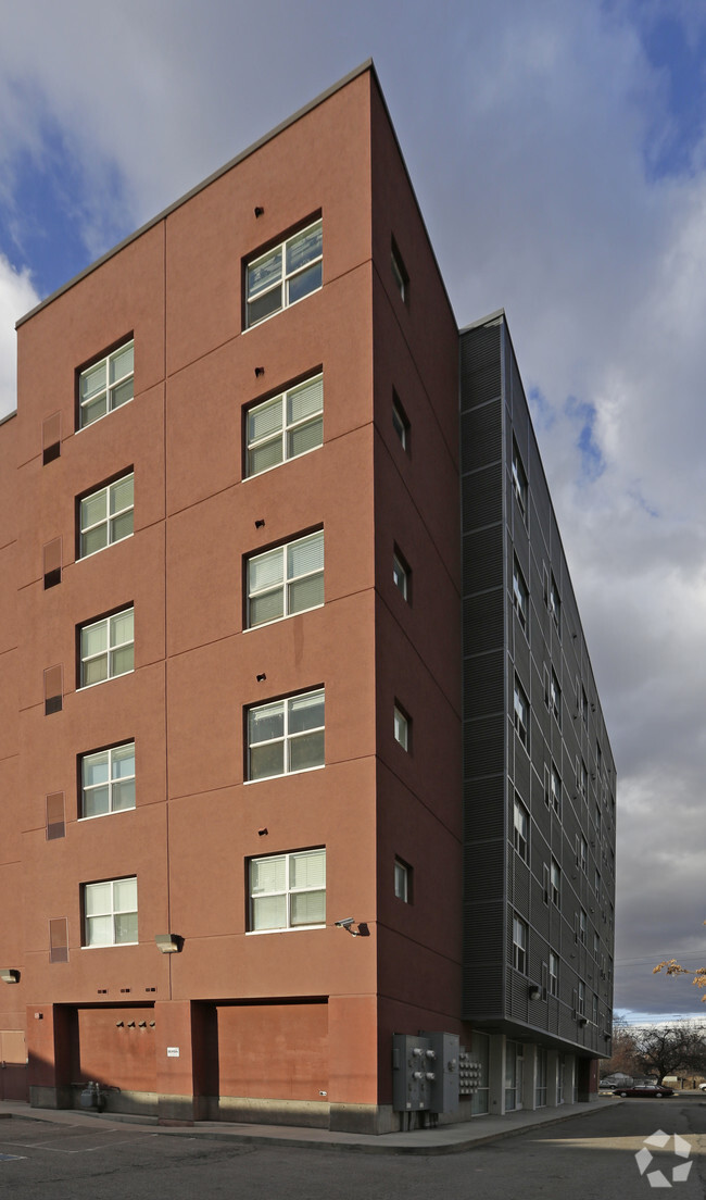 Foto del edificio - Second West Apartments