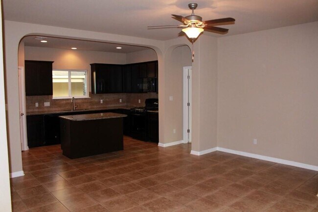 Building Photo - Wonderful 3-Bedroom Home For Rent In Round...