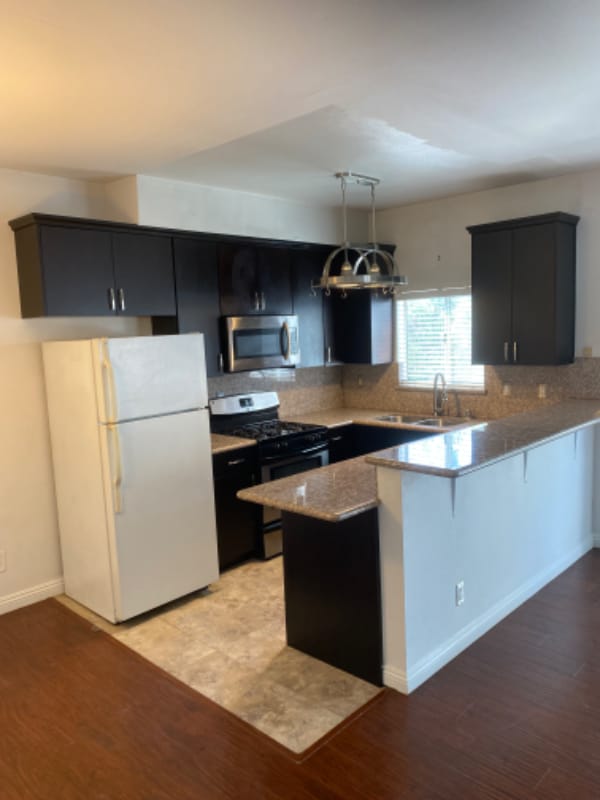 Foto principal - 3727 Watseka Ave