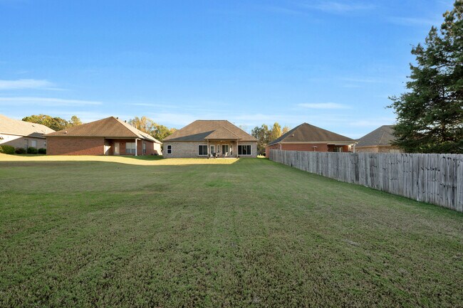 Foto del edificio - 2978 Summit Dr