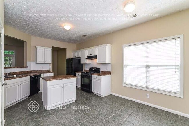 Foto del edificio - 632 Ives Way NW
