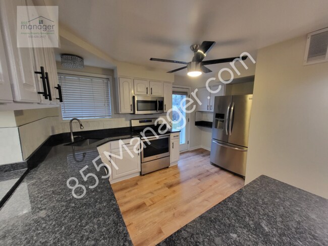 Foto del edificio - Exceptional Rental Opportunity: Explore Co...