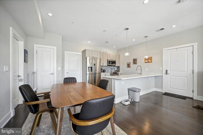 Foto del edificio - 340 Adams St NE