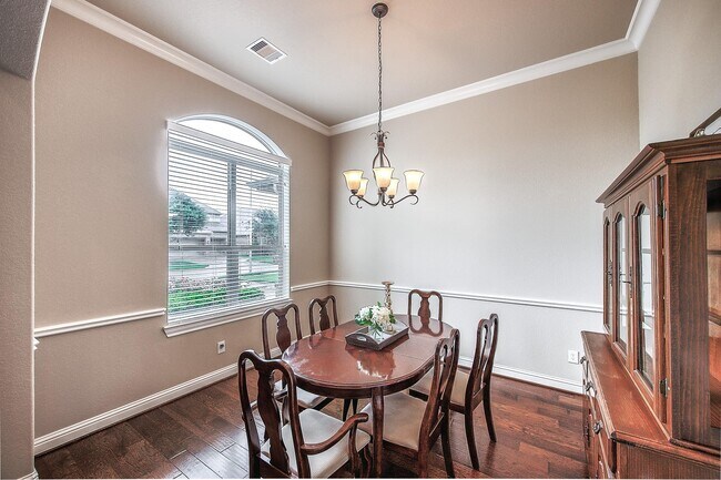 Building Photo - 24211 Olivara Ln