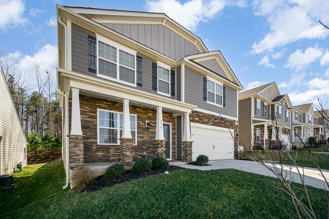 Foto del edificio - SFH in Atwater landing lake access community