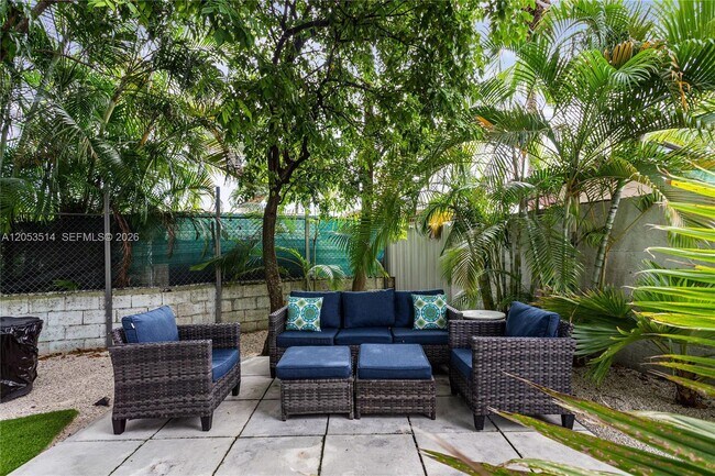 Foto del edificio - 3154 SW 5th St