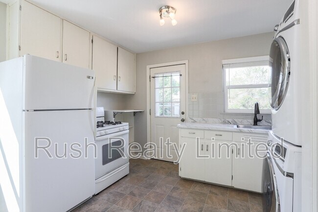 Foto del edificio - 1815 S Knox Ct