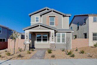 Building Photo - 2730 Alfena Pl