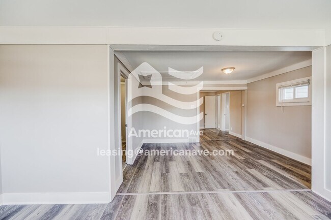 Foto del edificio - 130 Penneman Ave