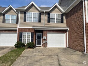 Building Photo - 2147 Kings Ct