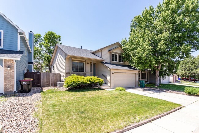 Building Photo - Charming 4-Bedroom Retreat with Modern Upd...