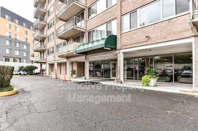 Foto del edificio - 4520 King St
