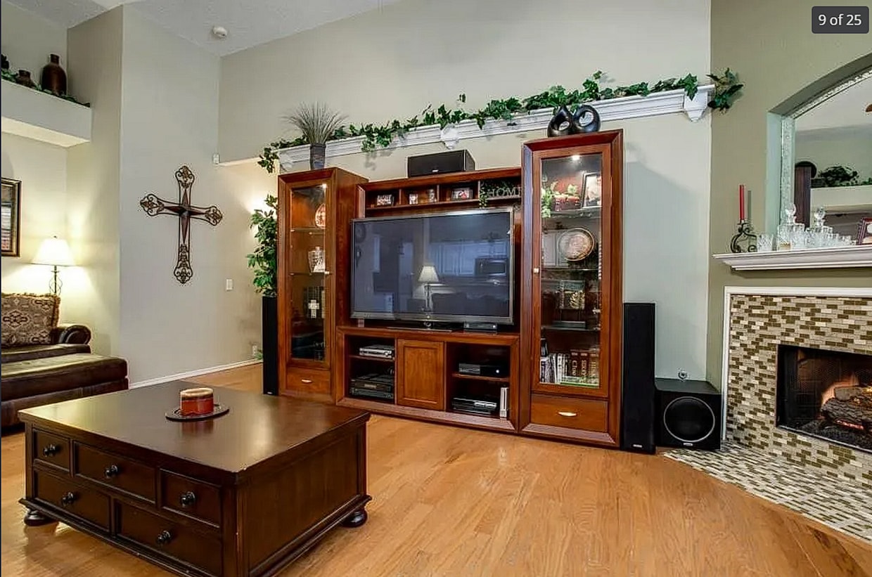 Primary Photo - Grand Prairie Living – 4BR Home with Moder...