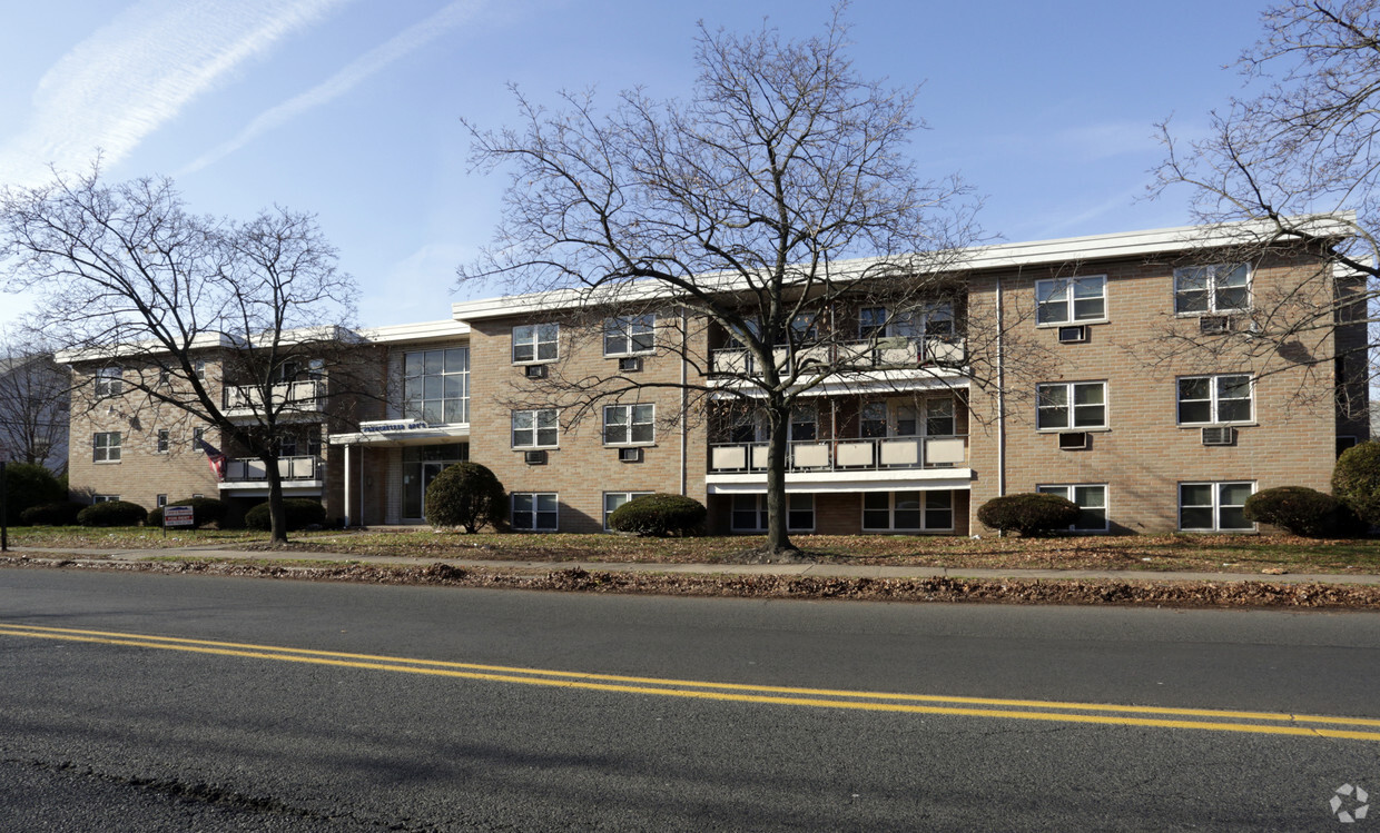 Exterior - Parkchester Apartments