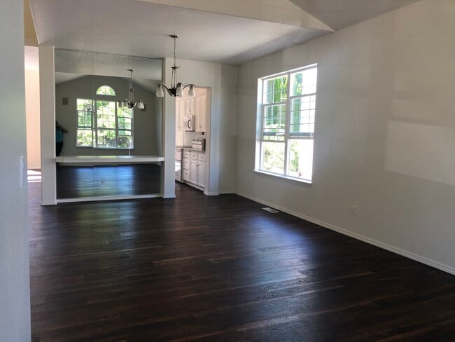 Building Photo - 22203 SW Bushong Ter