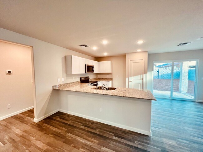 Building Photo - 2083 E Velvet Pl