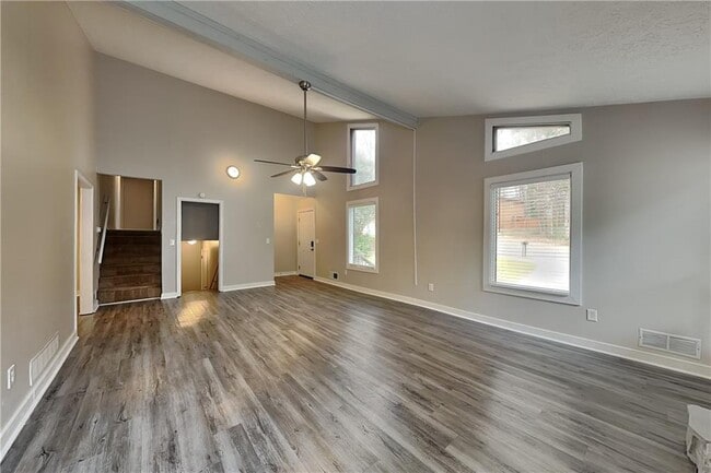 Building Photo - 3932 Fairington Dr