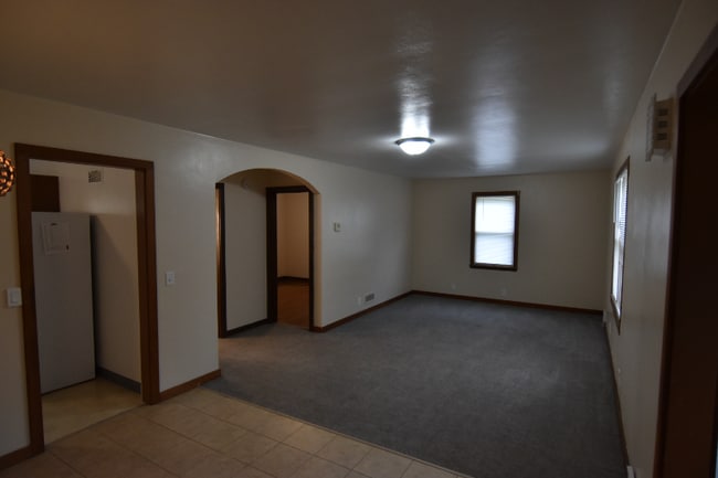 Foto del edificio - 1129 N Elm St