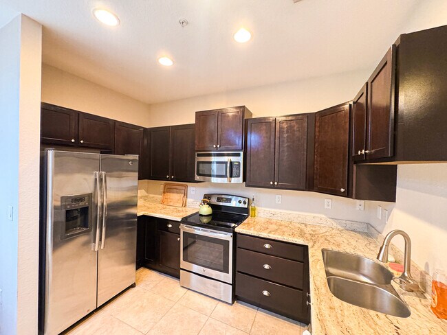 Foto del edificio - 720 SW 2nd Terrace