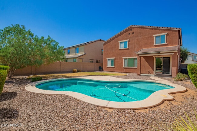 Building Photo - 15543 W Jenan Dr