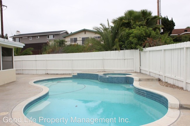 Building Photo - 6 br, 3 bath House - 6288 Wenrich Dr