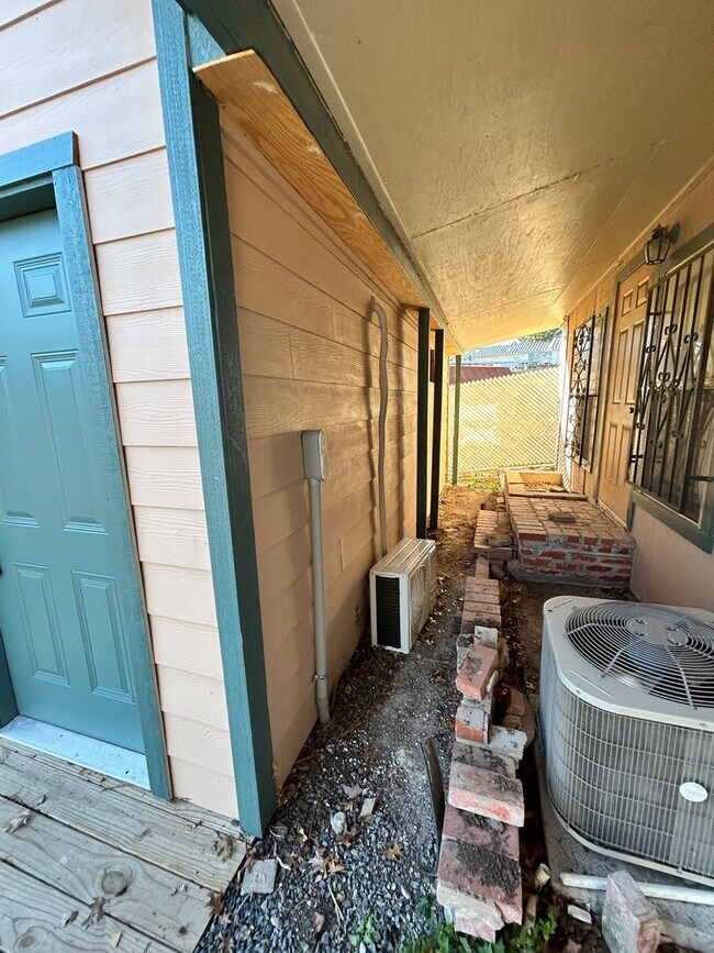 Photo - Highview Dr (MN) Apartment