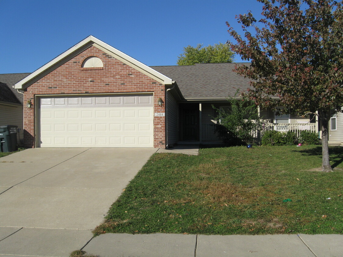 Spacious 3bed/2bath duplex in quiet community with many nice features - Spacious 3bed/2bath duplex in quiet community with many nice features