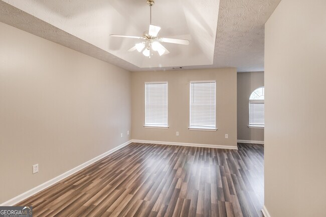 Building Photo - 80 Forest Brook Dr