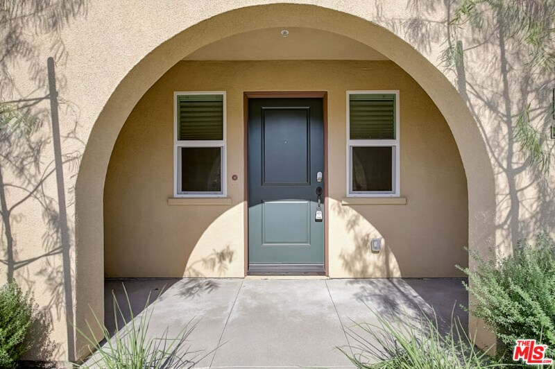 Foto principal - 681 S District Way