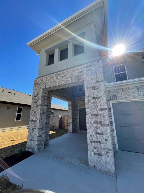 Foto del edificio - 343 Silver Glen Dr