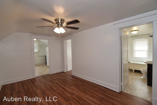 Building Photo - 2 br, 1 bath House - 1112 Cobb Street Apt. 3