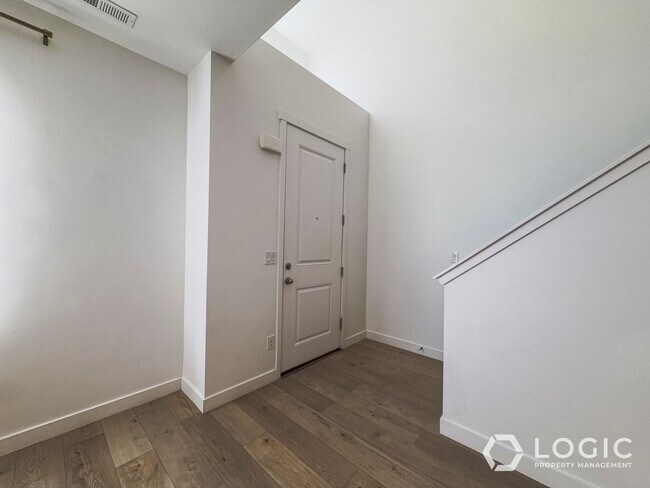 Foto del edificio - 11627 Frost View Ln