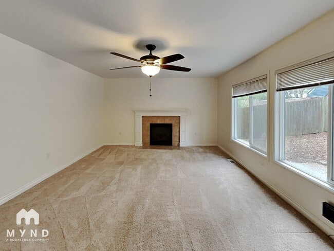 Foto del edificio - 13327 2nd Ave NE