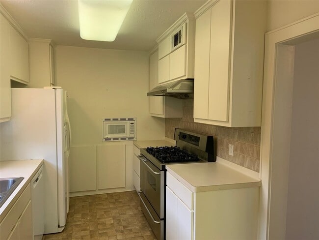 Foto del edificio - 2406 Elmen St