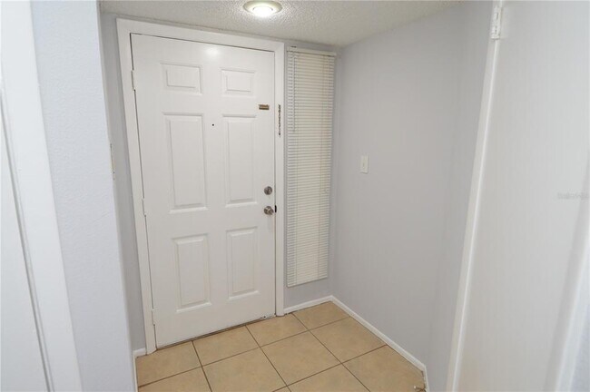 Foto del edificio - 8630 Mallard Reserve Dr