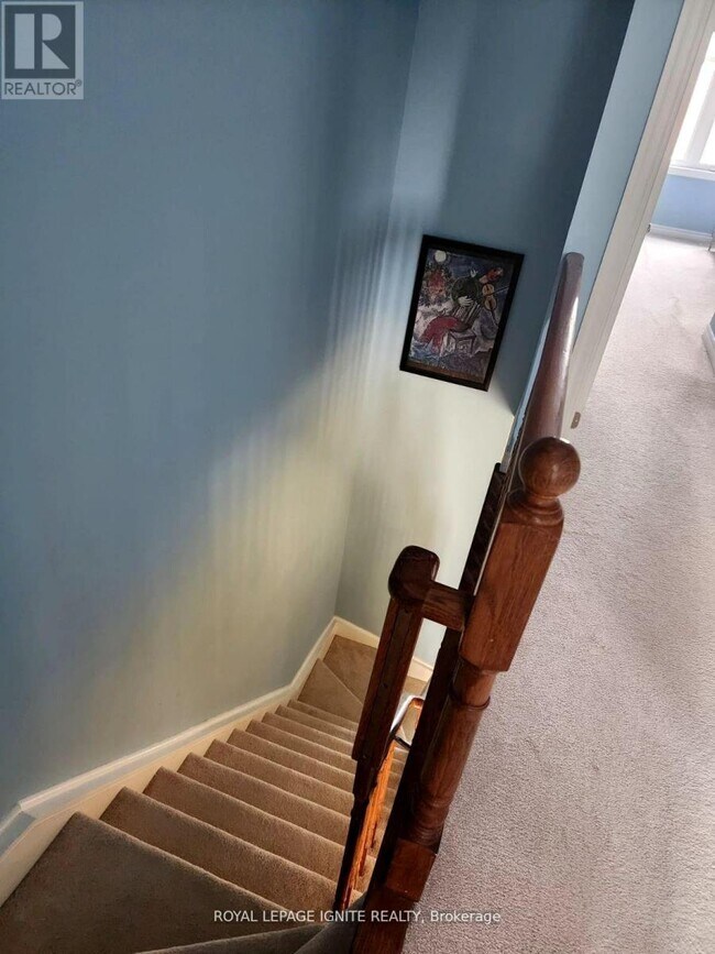 Building Photo - 1355 Rathburn Rd E