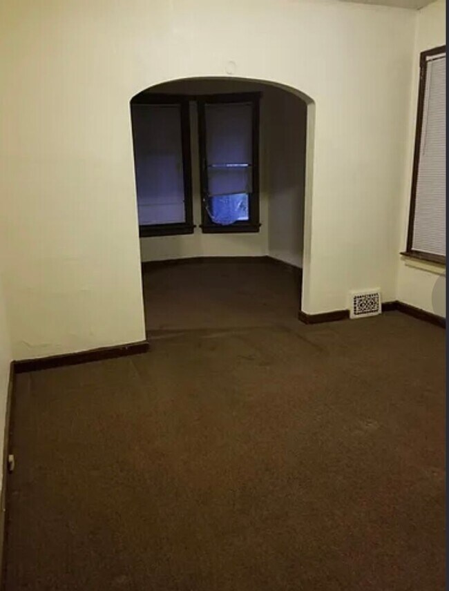 Foto del edificio - 2413 N 24th Pl