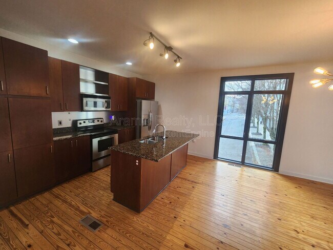 Foto del edificio - 1282 MacKintosh pknw