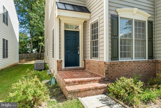 Building Photo - 13049 Taverner Loop