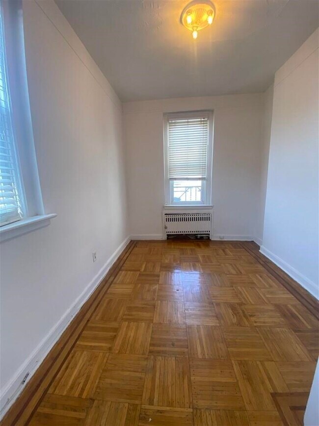 Foto del edificio - 410 Washington St