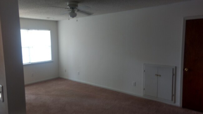 LIVING ROOM - 1203 E Fire Tower Rd