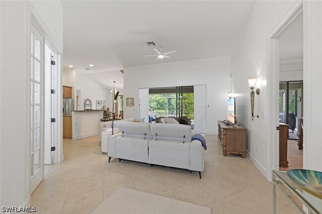 Foto del edificio - 18127 Royal Hammock Blvd