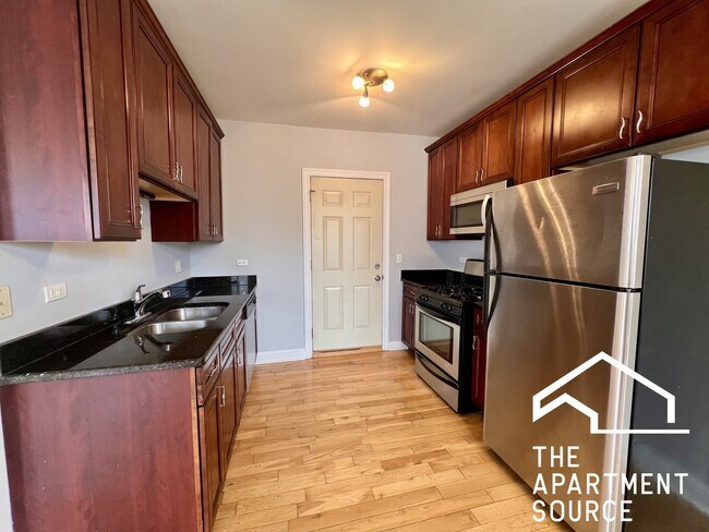 Foto del edificio - 2900 N Kolmar Ave