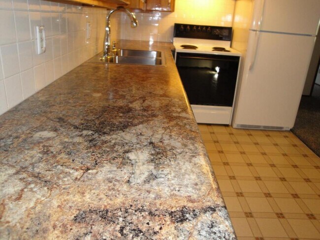 Foto del edificio - 621 3rd St #8