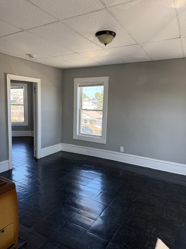 Building Photo - 103 Boyden St
