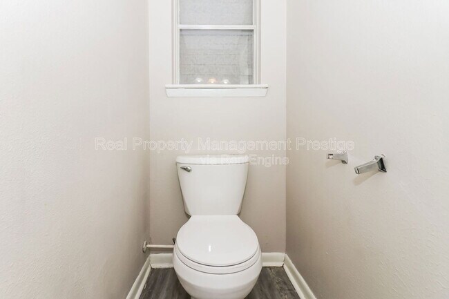Foto del edificio - 517 N Linden Dr