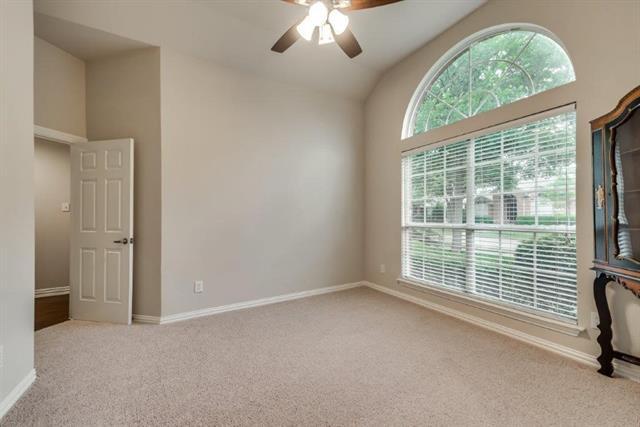 Foto del edificio - 3832 Granbury Dr